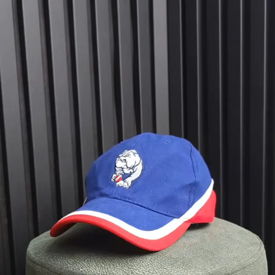 کلاه بیسبالی