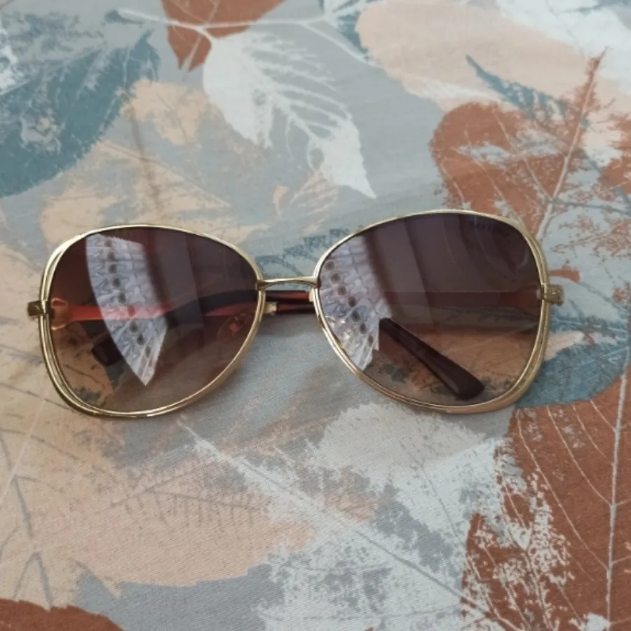 عینک آفتابی