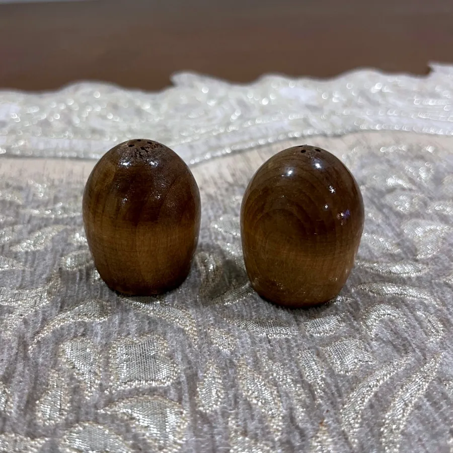 نمکدون چوبی