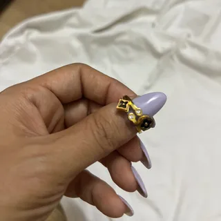 انگشتر ورساچ