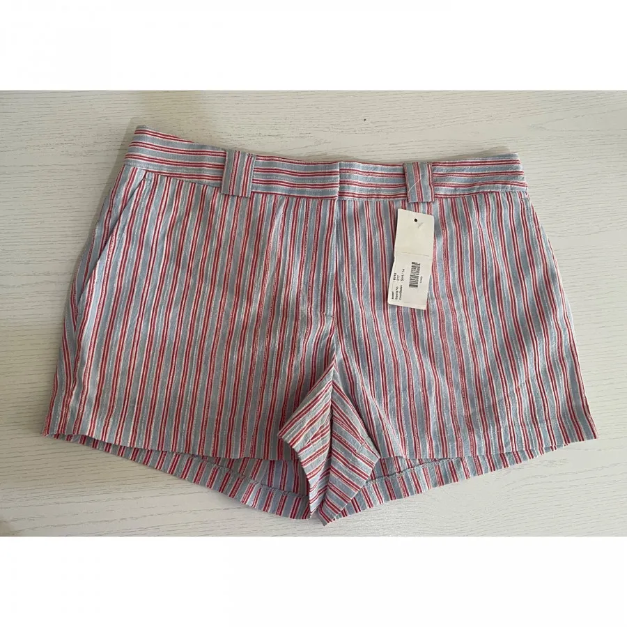 شلوارک زنانه