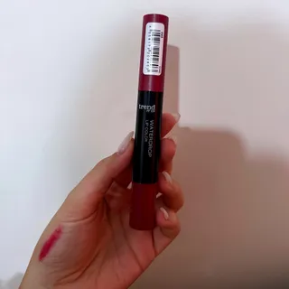 رژلب جامد