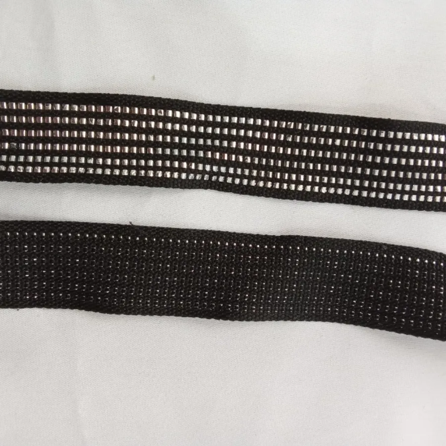 یراق نگین دار