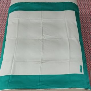 روسری ساتن