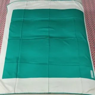 روسری ساتن