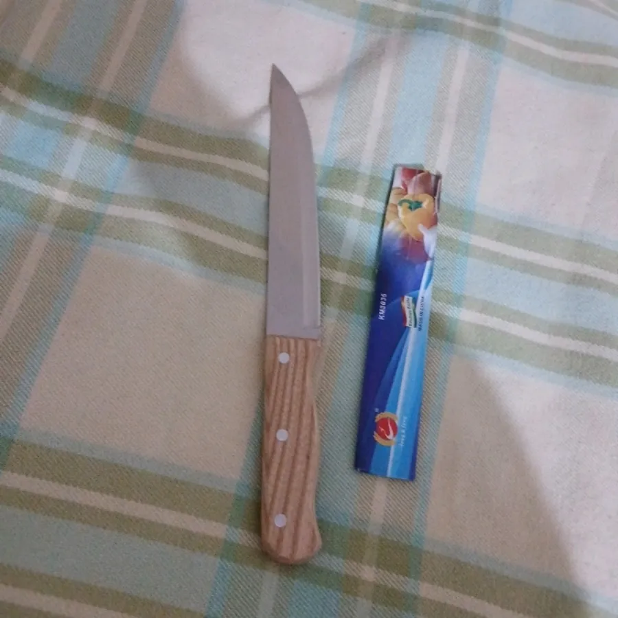 چاقو دسته چوبی
