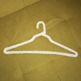 آویز لباس عروس