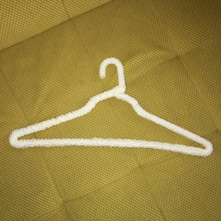 آویز لباس عروس