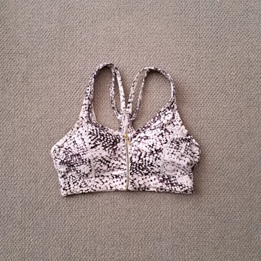 نیم تنه ورزشی