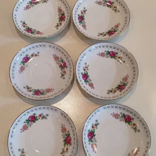 نعلبکی گلسرخی ( عتیقه )