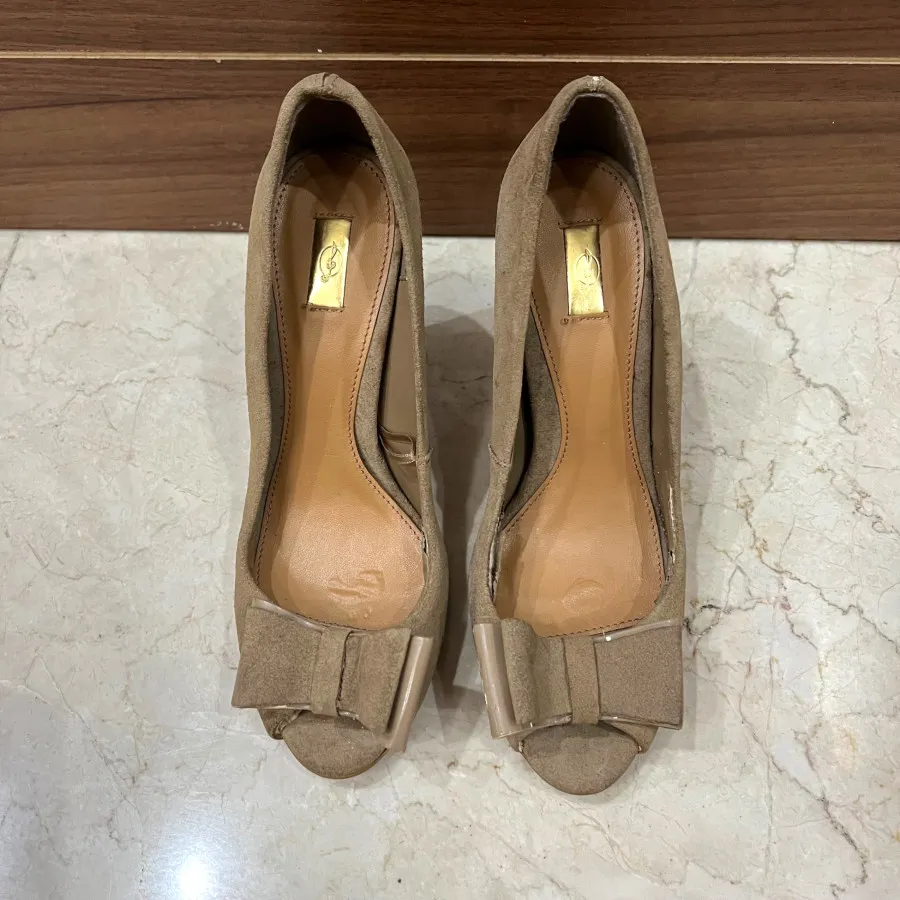 کفش برند استرادیواریوس