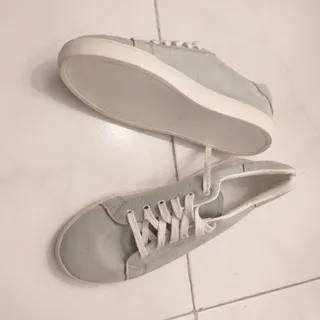 کفش کتونی اسپورت