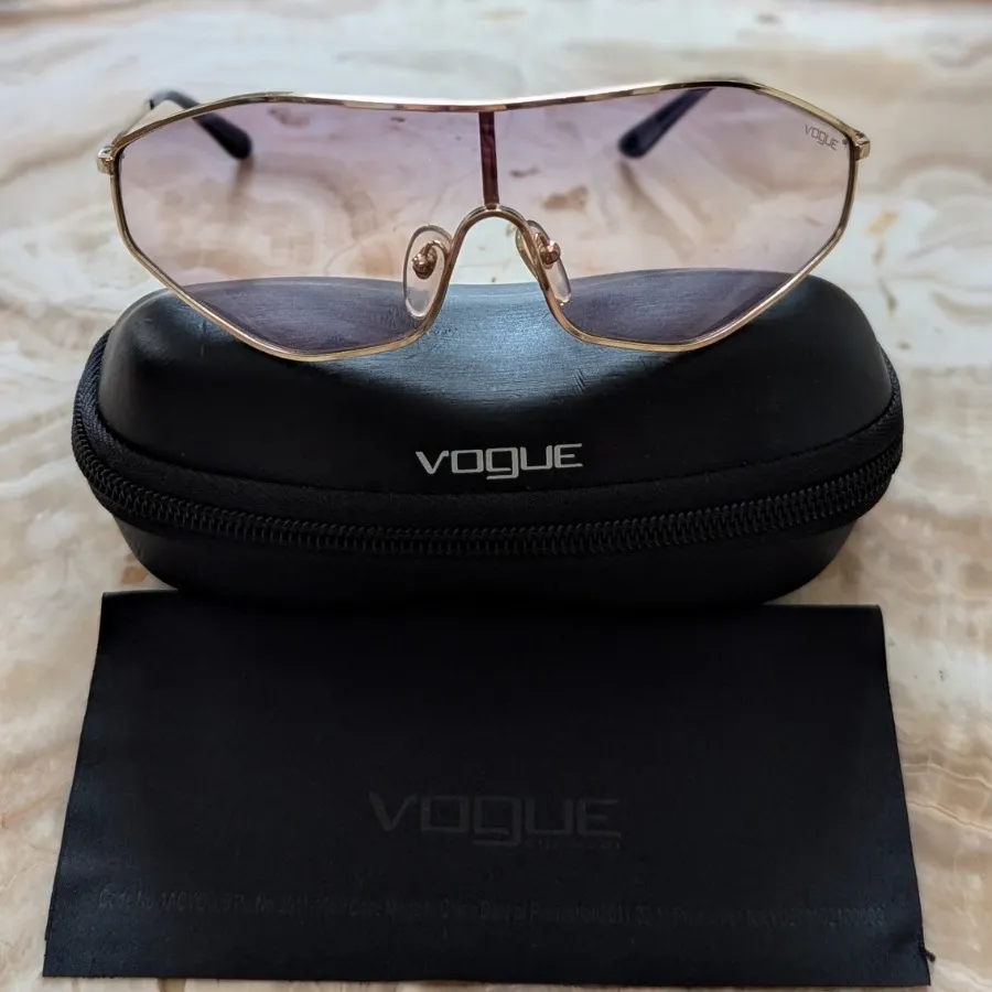 عینک اورجینال