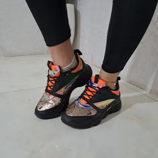 کفش کتونی