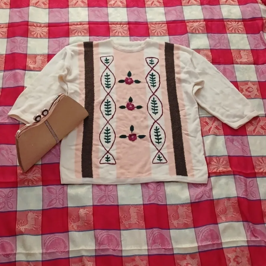 بافت گلدوزی شیک