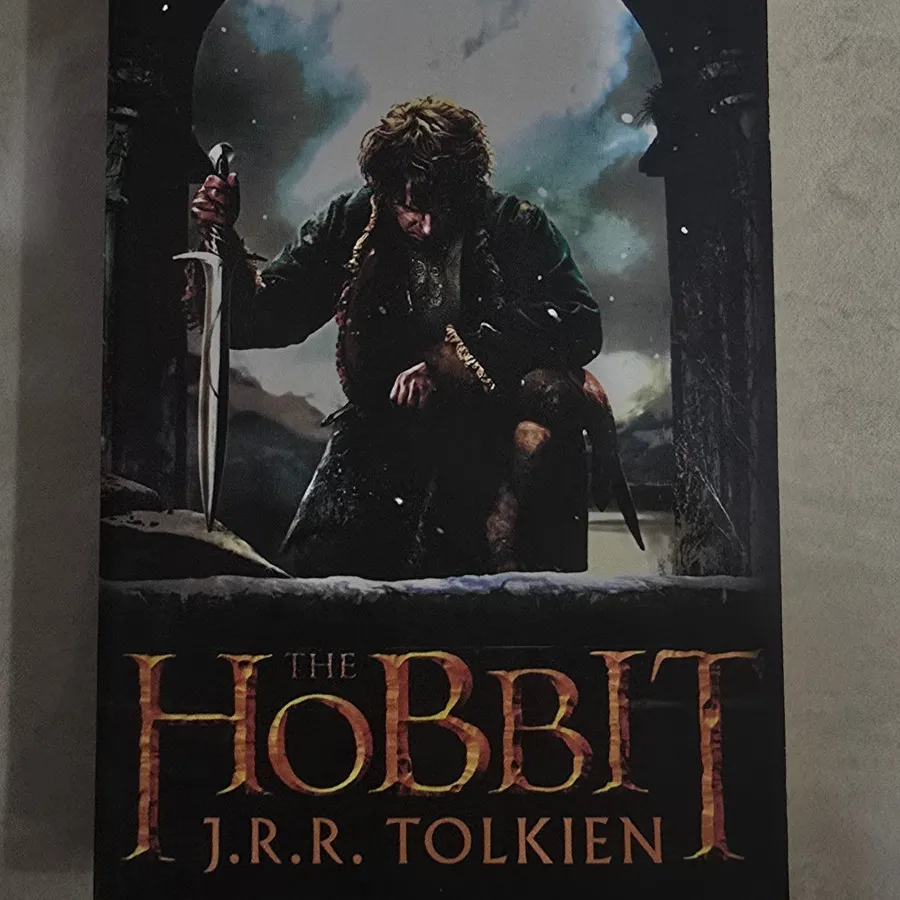 هابیت hobbit زبان اصلی