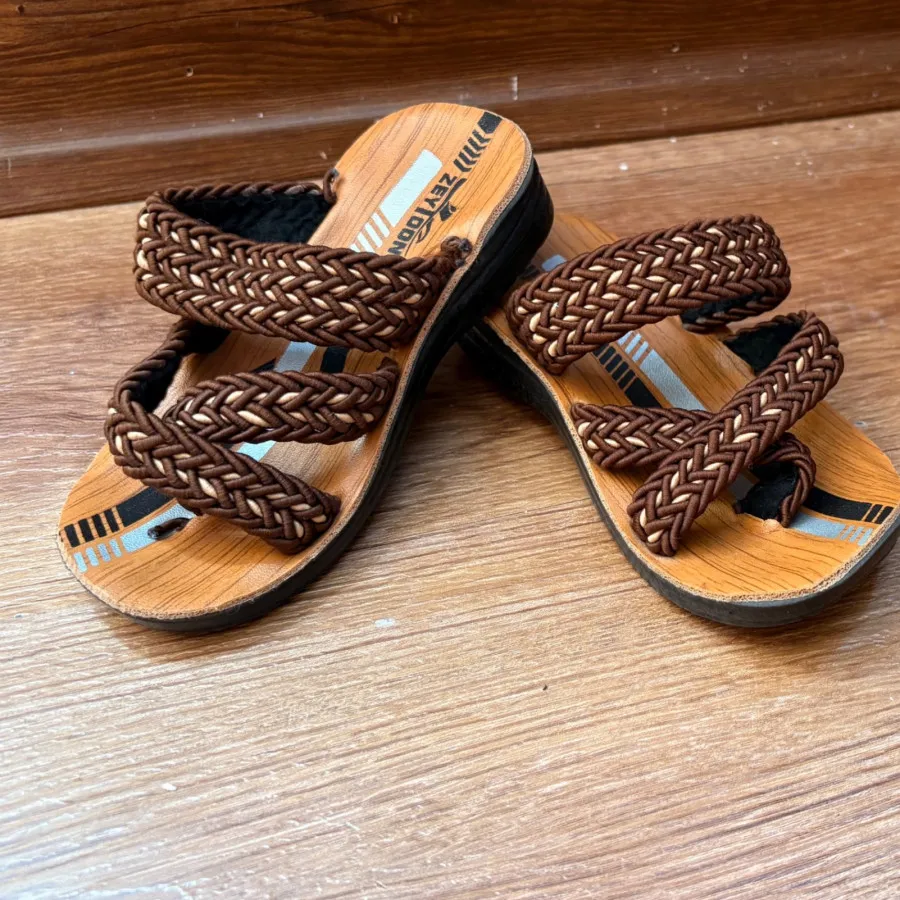 دمپایی شصتی