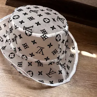 کلاه دخترانه