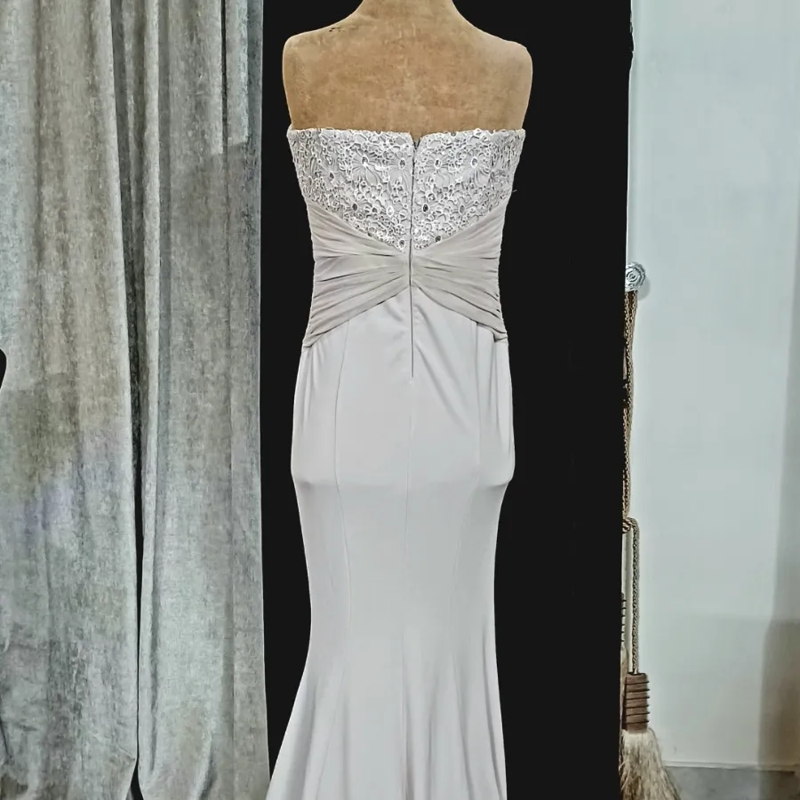 دکلته برند اصلی