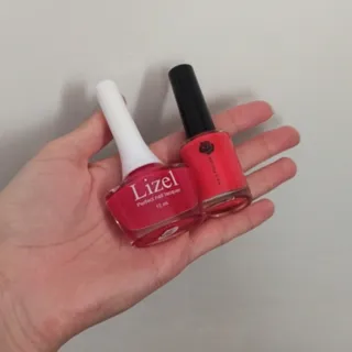 لاک قرمز