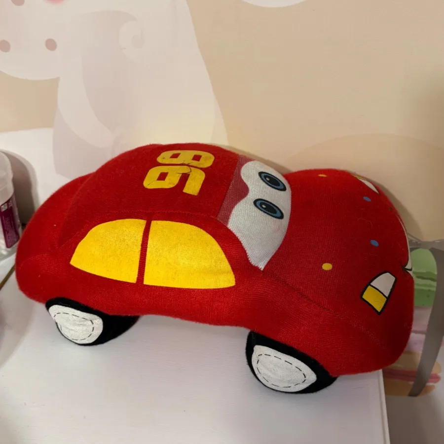 مک کویین پارچه ای