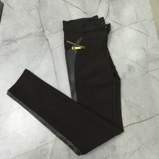 شلوار قهوه ای