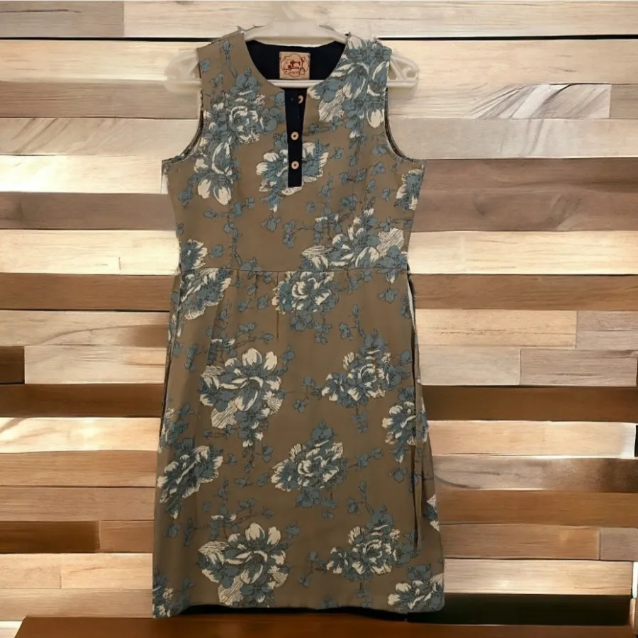 پیراهن نخی  طرح و رنگ خاص