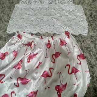 ست شورتک ونیم‌تنه