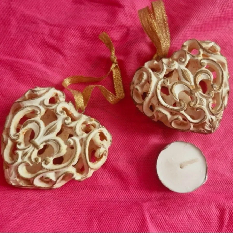 قلب آویز‌ تزیینی