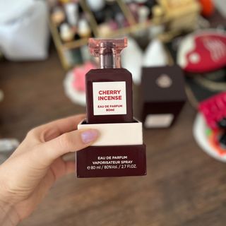 عطر چری وارداتی