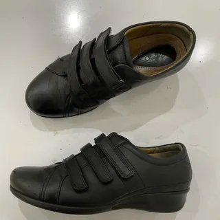 کفش چرم طبی ecco