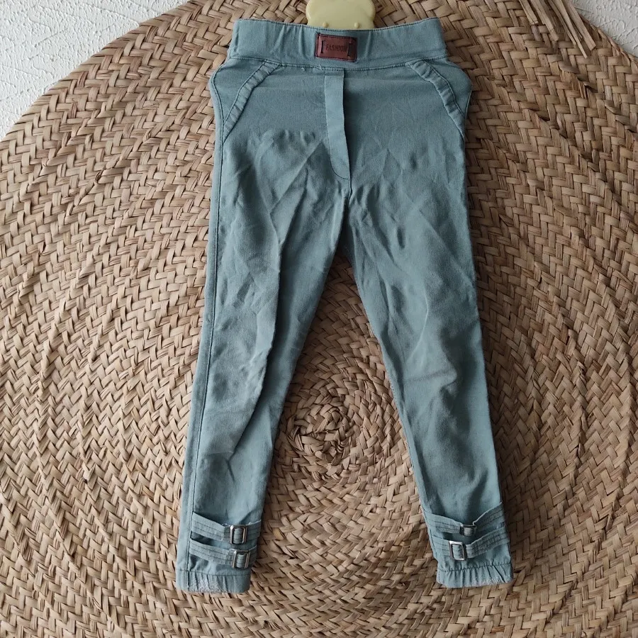 شلوار کتونی