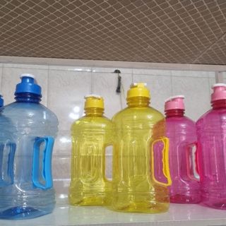 بطری پلاستیکی
