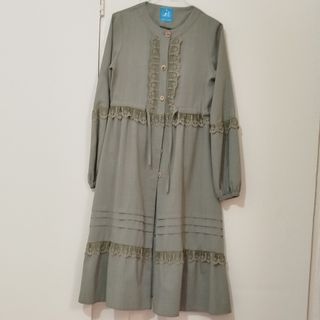 مانتو عروسکی