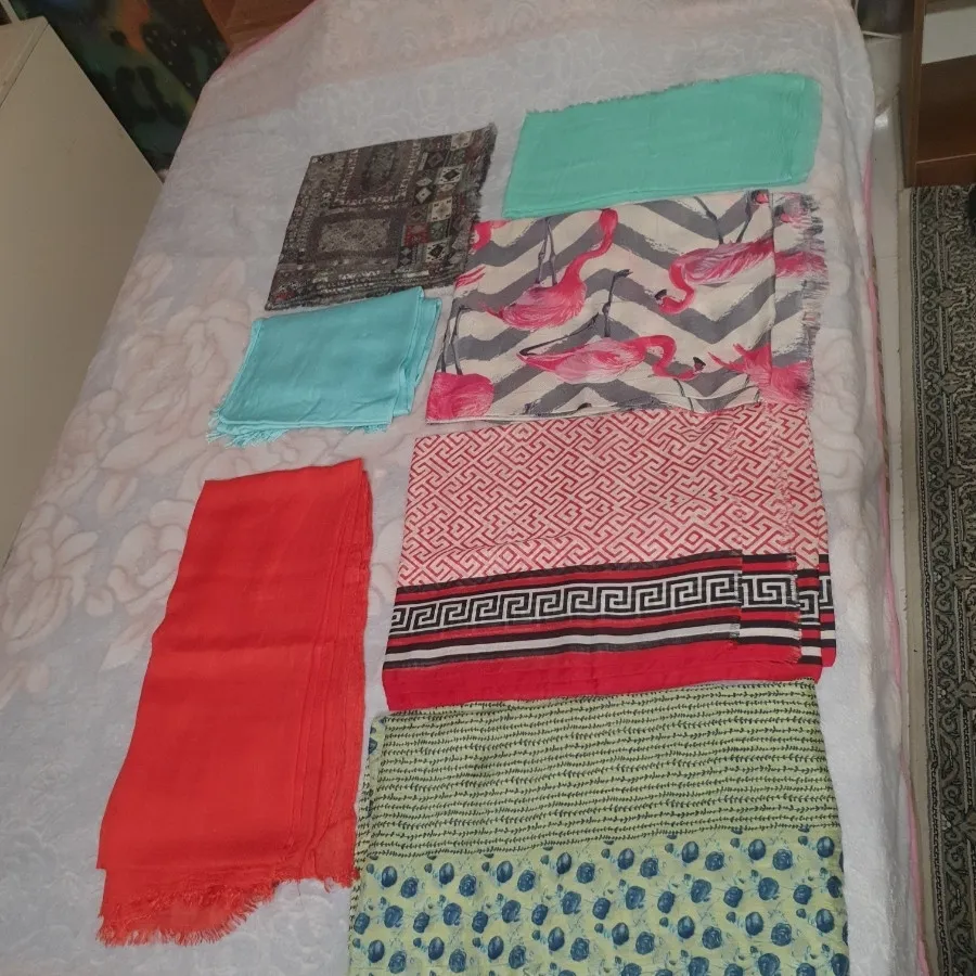 شال و روسری عین نو سالم