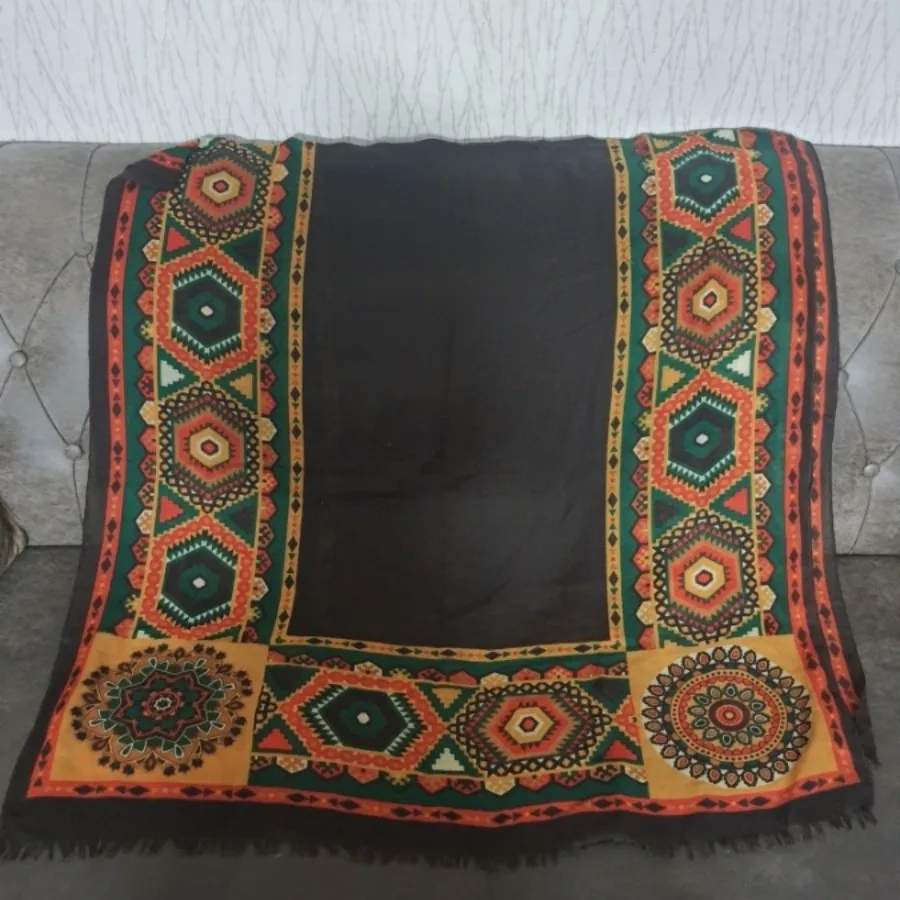 شال نخی قواره دار سبک