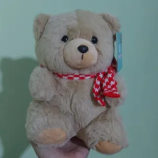 عروسک خرس شال گردنی