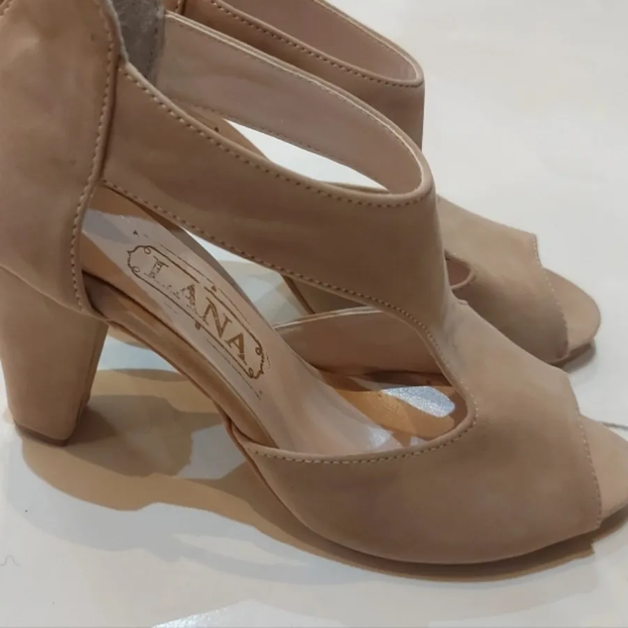 کفش مجلسی 37