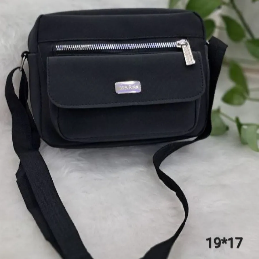 کیف زنانه پاسپورتی لیلی