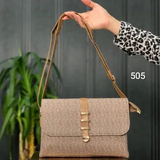 کیف پاسپورتی کنفی