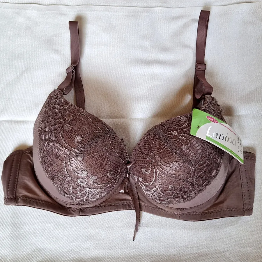 سوتین اسفنجی لعیا