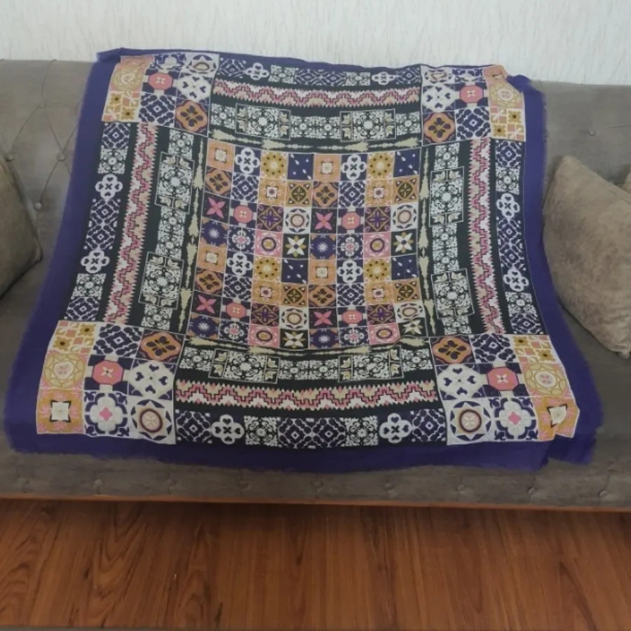 روسری نخی قواره دار