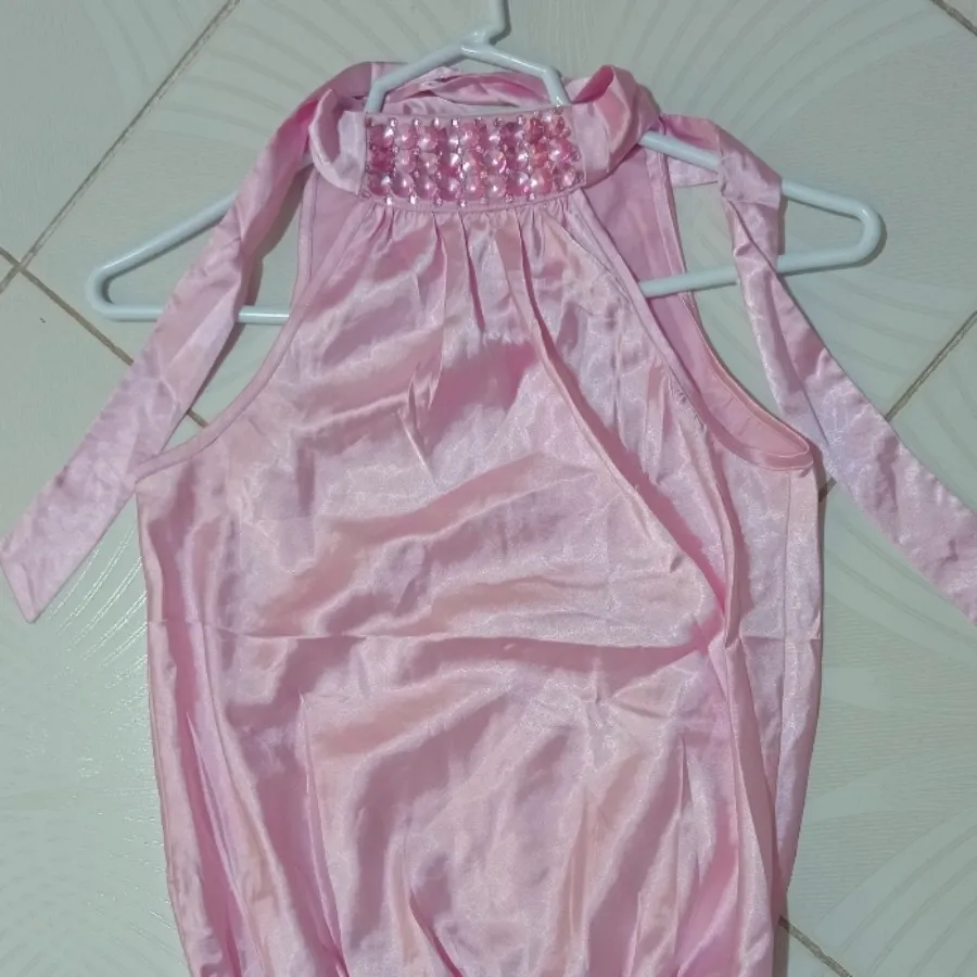 تاپ ساتن صورتی