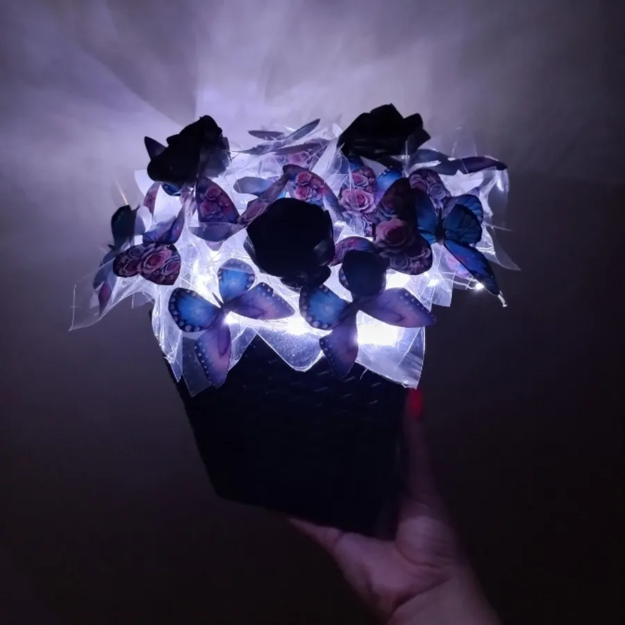 باکس گل و پروانه