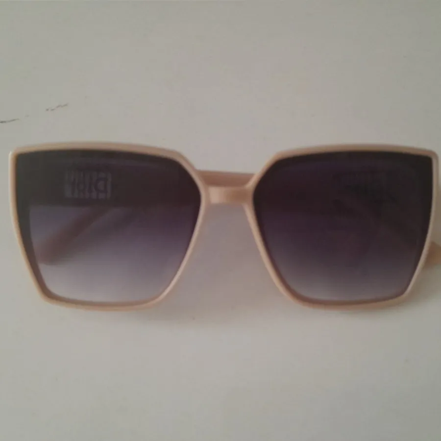 عینک آفتابی زنانه