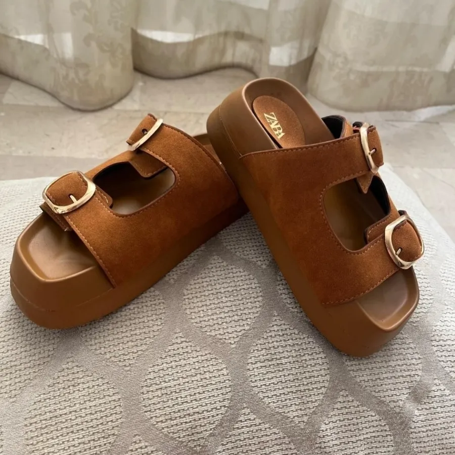 صندل تابستونی لژدار