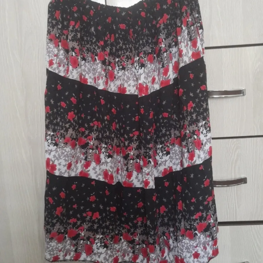 دامن گل گلی