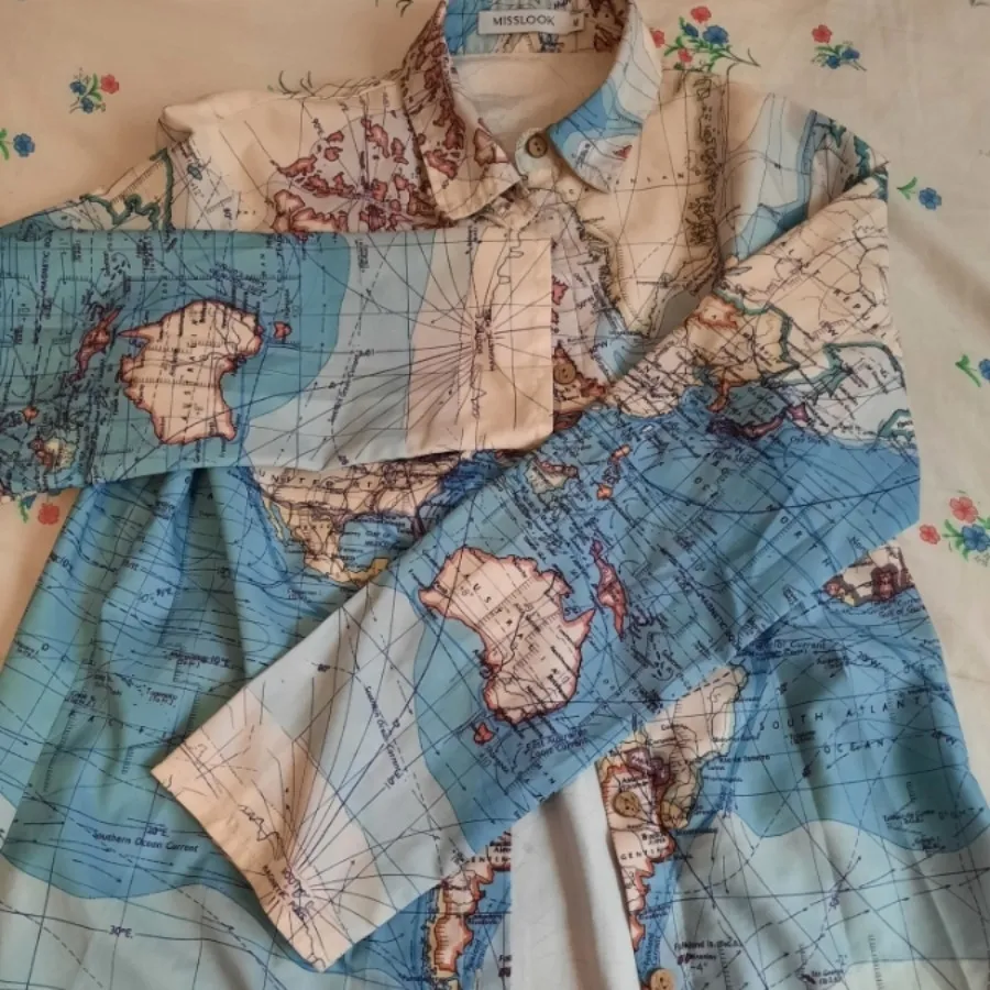 شومیز طرح کره زمین