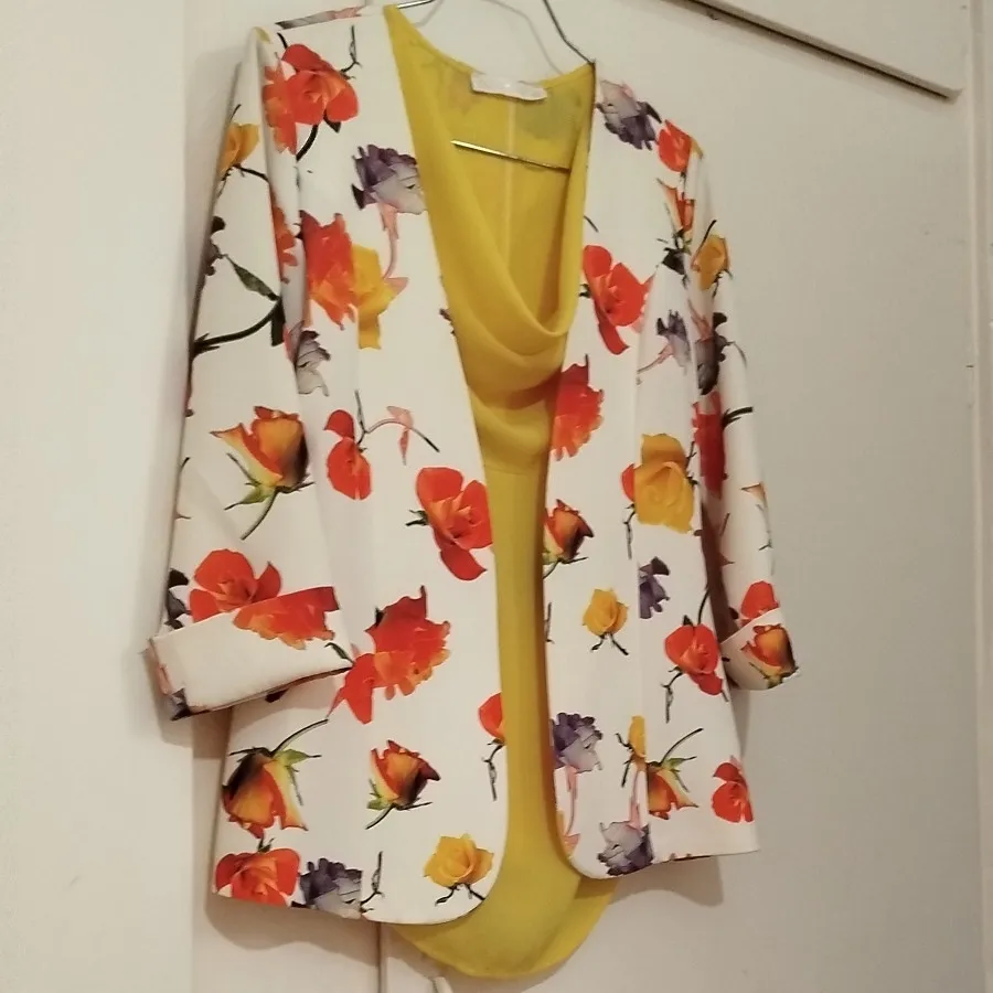 کت و تاپ گلدار