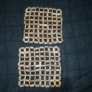 زیر قابلمه چوبی